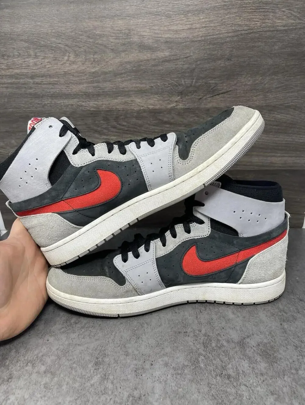 Air Jordan 1 High Zoom Comfort 2 Sneakers Mens Size 13 Grey Fire Red DV1307-060
